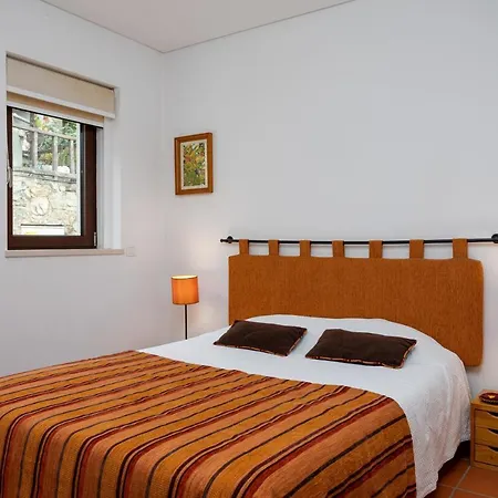 Landhuis Aldeia De Xisto - Casa Amarela *