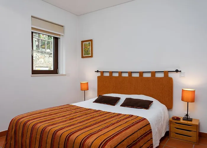 Casa de Campo Aldeia De Xisto - Casa Amarela *